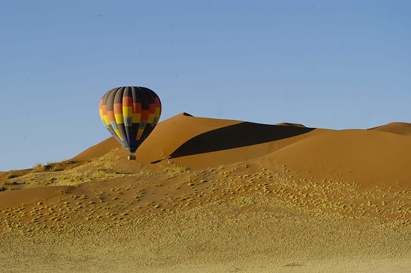 Balloon In Dunes 10