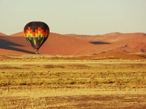 Balloon In Dunes 8